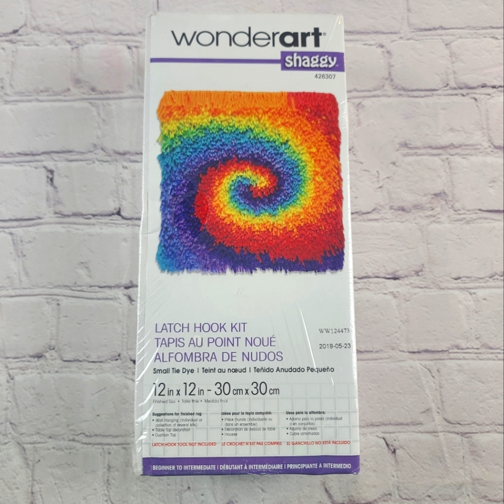 Wonder Art Shaggy Small Latch Hook Kit Tie Dye New Sealed